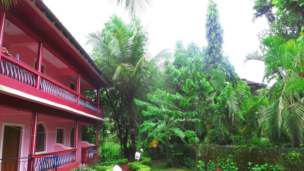 Peter'S Paradise Hotel Salcete Exterior photo